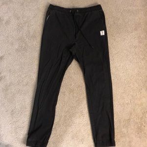 Rusty Black Jumper pants